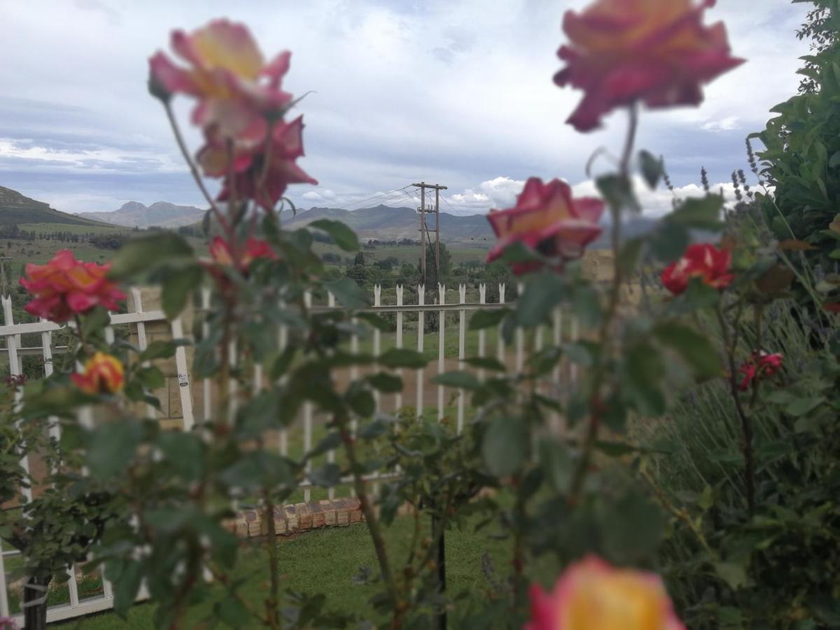 Clarens Cottages Екстер'єр фото