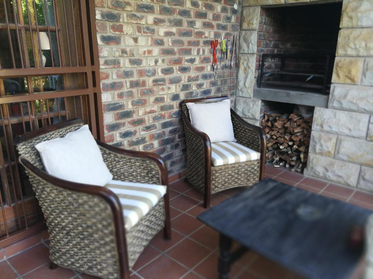 Clarens Cottages Екстер'єр фото